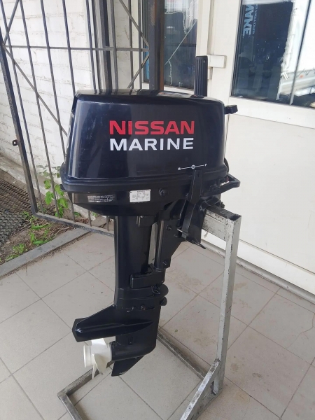 Подвесной мотор NS Marine NM 9.8 BS 2008гв, розетка 12В, тахометр